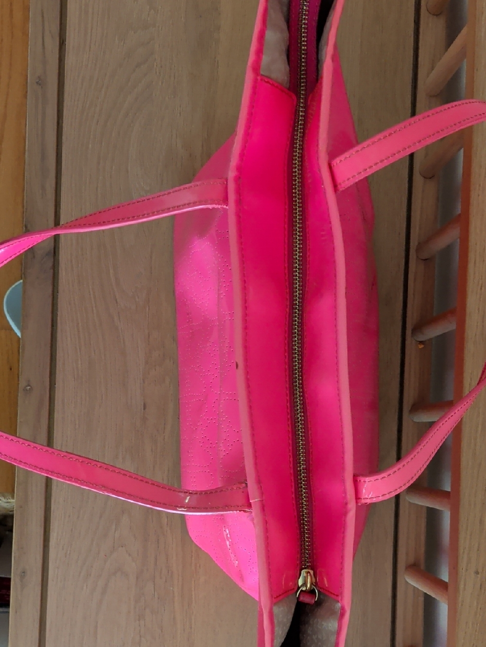 Kate Spade Molly bikini Dot patent Tote In neon Hot pink - Picture 4 of 12